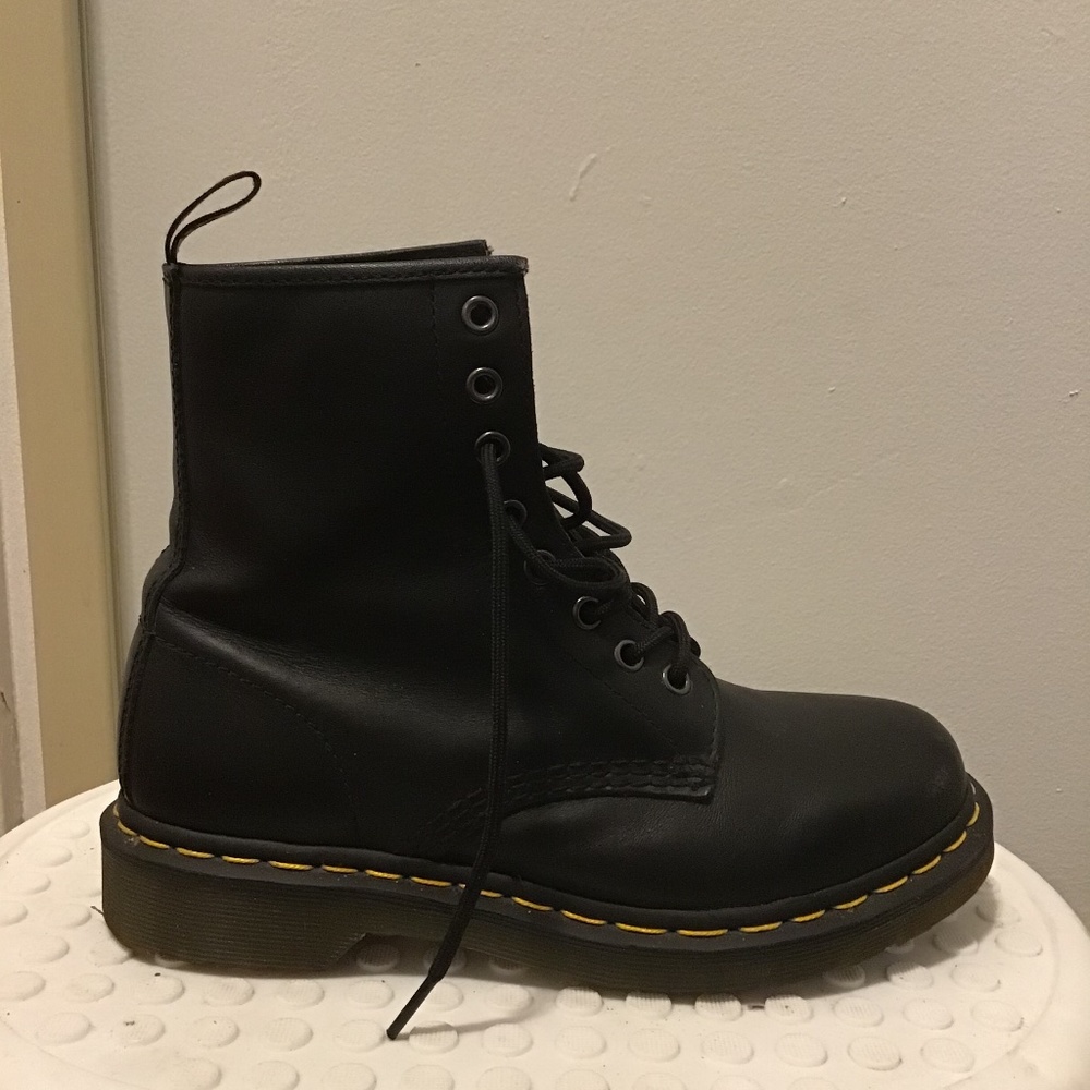 Dr. Martens black 1460 W size 7